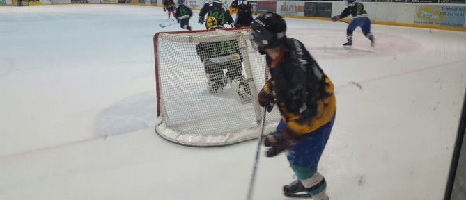 Plausch-Eishockey-Spiel FW Eschenbach vs. FW Herisau