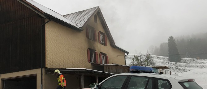 Zimmerbrand Wohnhaus